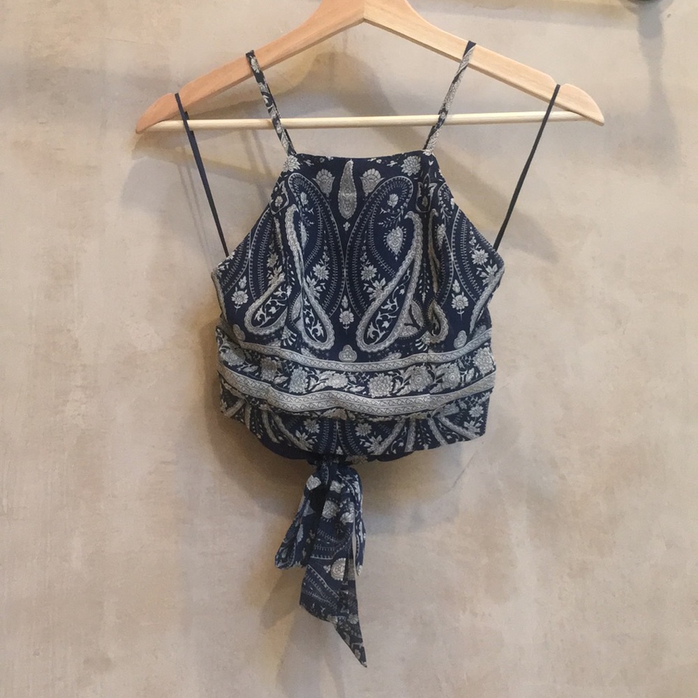 ❌SOLD❌Love Culture Back Tie Crop Top